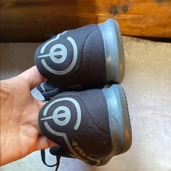 Nike Black leather Sneakers with Sleek Design like new great condition - Picture 5 of 14